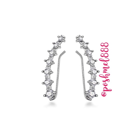 🎁🎄✨3 for $25 :: SparkleSilver🗡✨🗡Ear Climbers - Picture 3 of 12